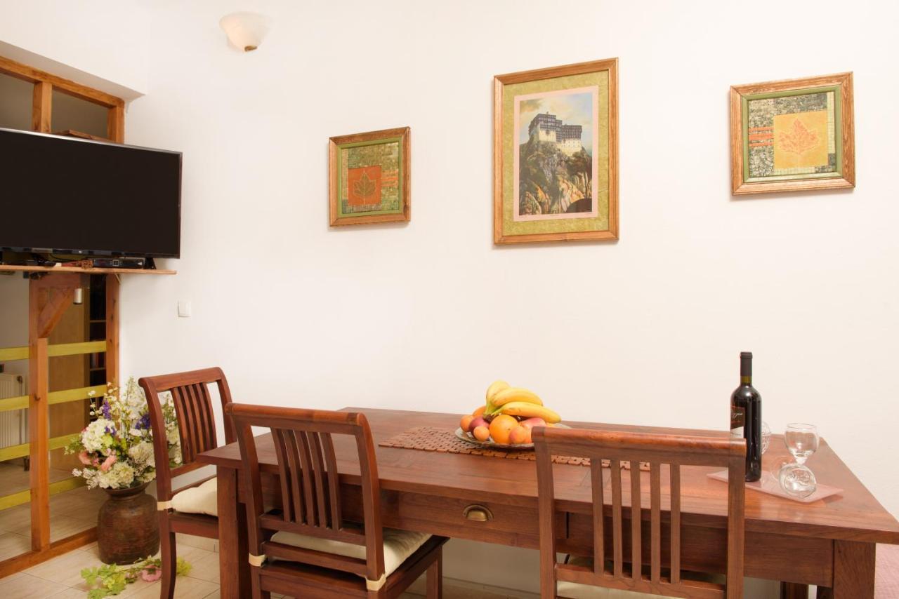Άελλα Apartment อิเอริสโซส ภายนอก รูปภาพ